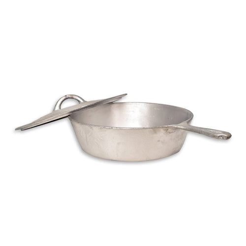 dutch pot with handle